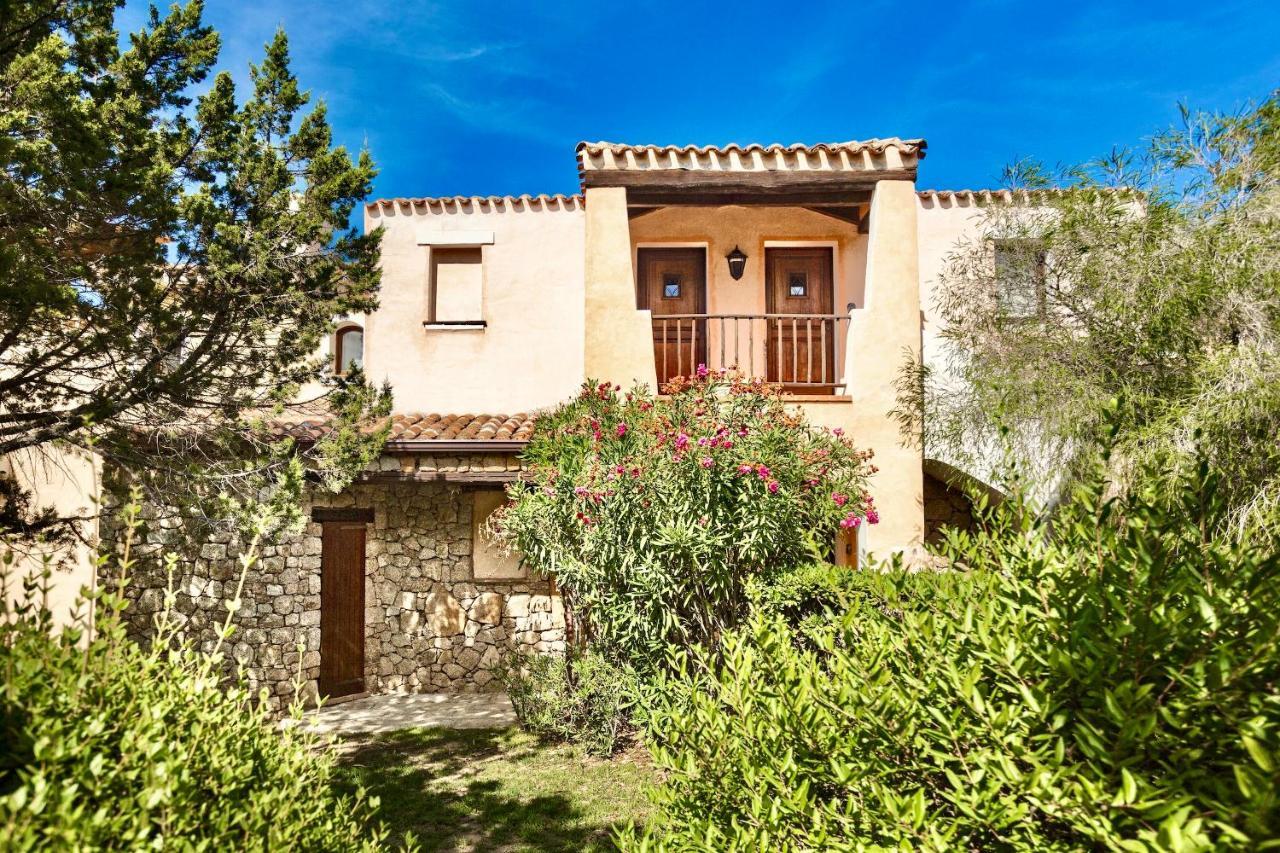 Residence Con Piscina A Liscia Di Vacca, 350 Mt Dal Mare, 3 Km Da Porto Cervo Exterior foto